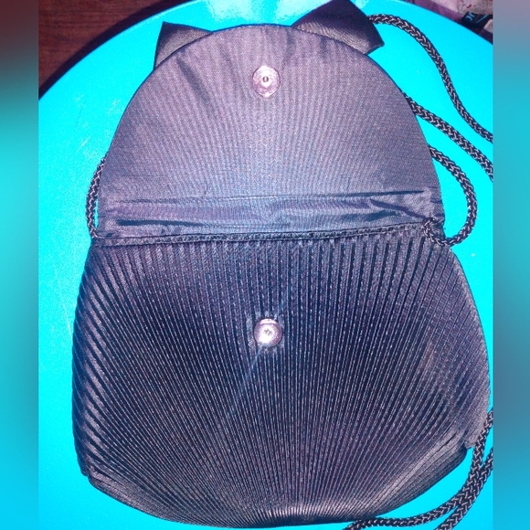 Satin Flower Crossbody Purse🌹 - Picture 3 of 5